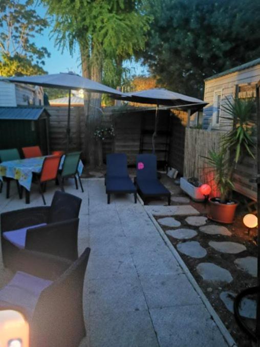Mobil Home Bungalow 6 Personnes Villeneuve Loubet Plage Marina Baie Des Anges Buitenkant foto